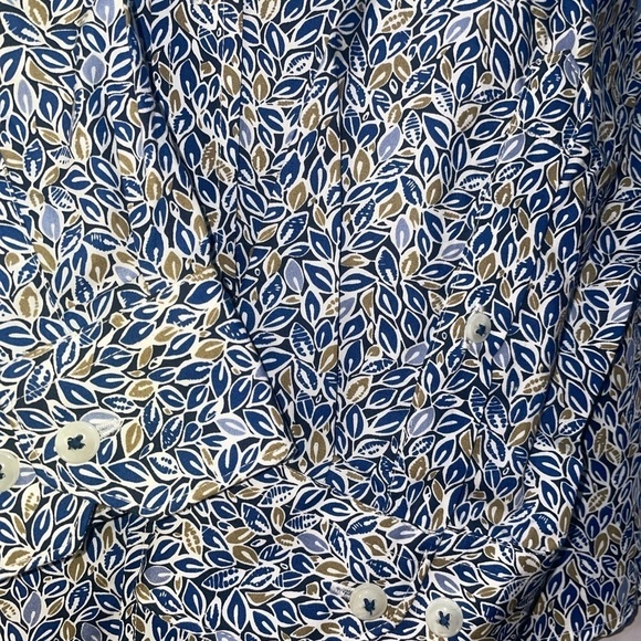 (NWT) RW & CO Slim-Tailored Fit Dress Shirt With Blue Floral Pattern, Size Large - Picture 3 of 5